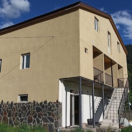 Stop House Местия Екстериор снимка